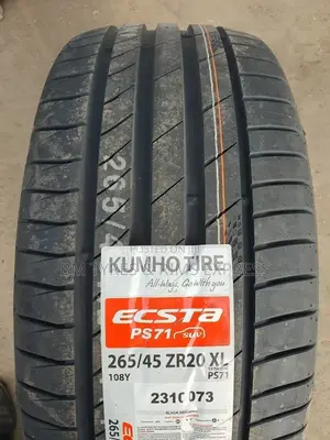 265 /45 R20 XL Khumo.