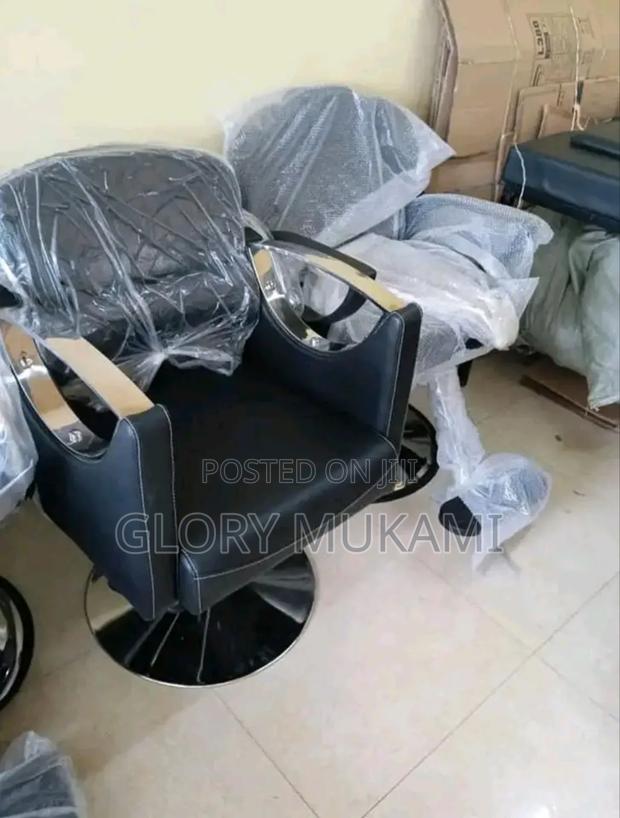 Quality Brand New Barber Chairs