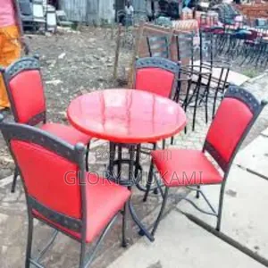Luxury Restaurant Table With 4 Executive Chairs Red