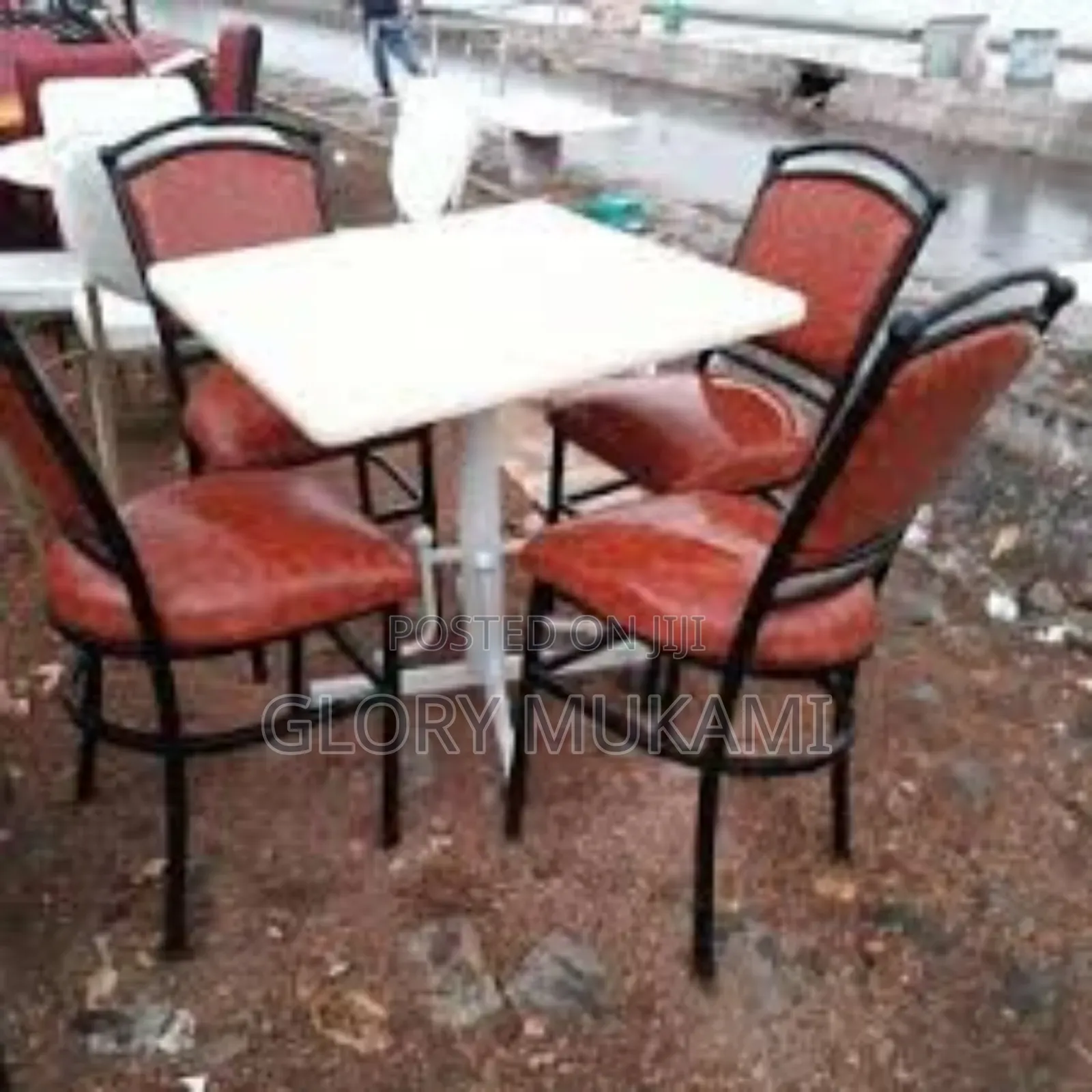Luxury Restaurant Table With 4 Executive Chairs Red