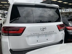 New Toyota Land Cruiser 2023 Pearl