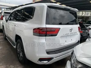 New Toyota Land Cruiser 2023 Pearl