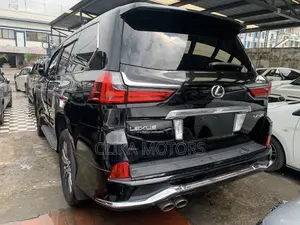 Lexus LX 570 AWD 2017 Matt Black