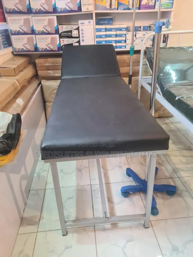 Examination / Observation Bed . - main view