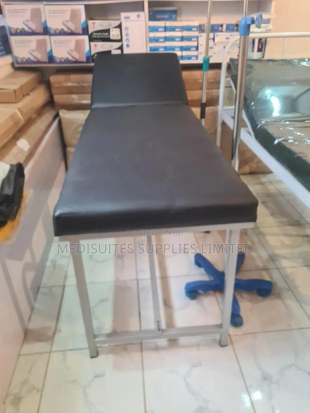 Examination / Observation Bed . - thumbnail 2