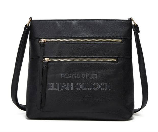 Large Capacity Sling Bag - thumbnail 4