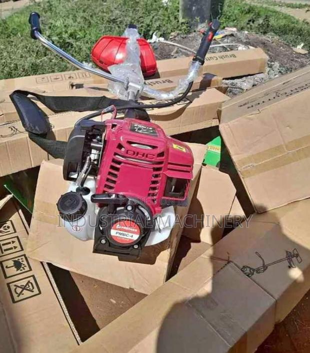 Brush Cutter /Bush Cutter Machine