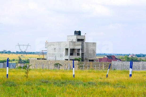 Kamakis Plots  For Sale - main view