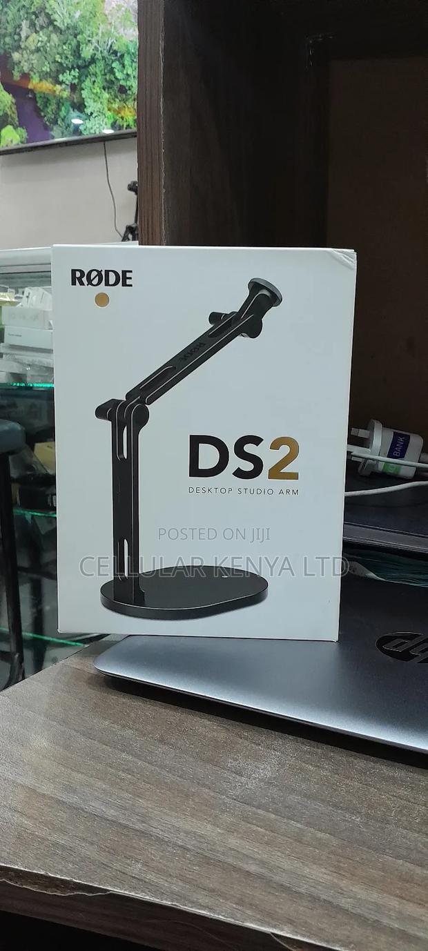 RODE DS2 Desktop Studio Arm for Broadcast Microphones