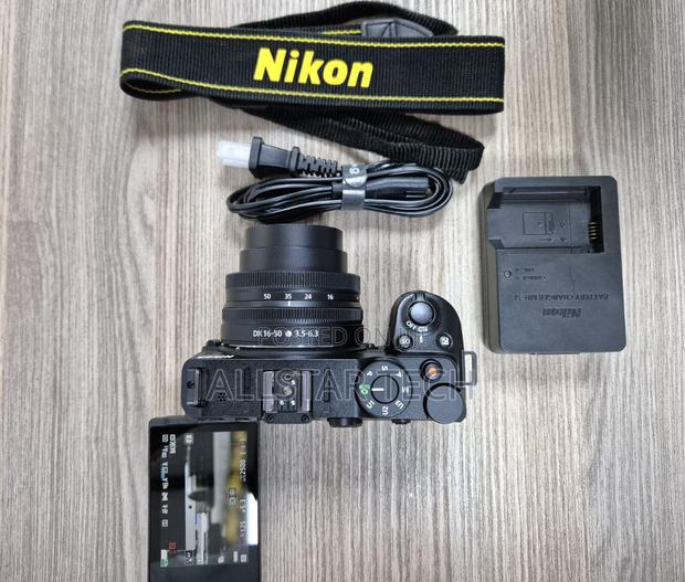 Nikon Z30 Mirrorless Camera With 16-50mm Lens - thumbnail 3