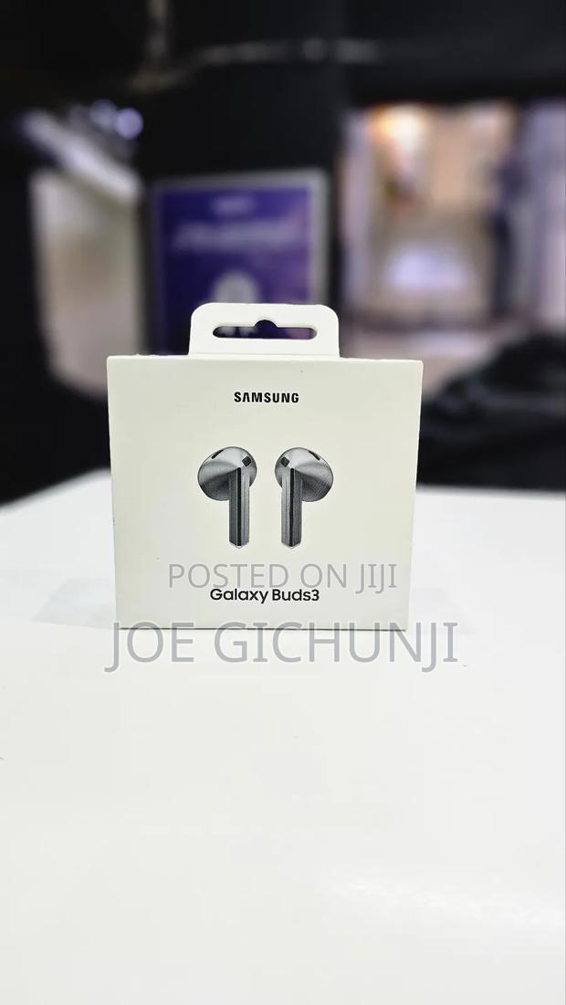 Samsung Galaxy Buds3 - main view
