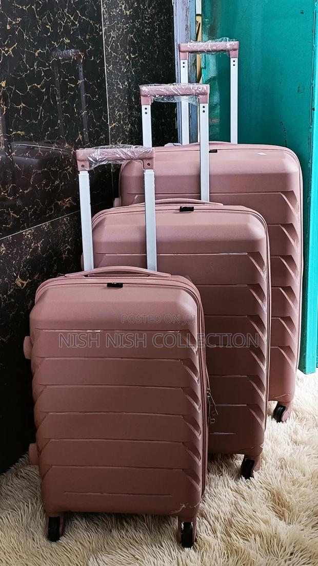 3 Piece Suitcase - thumbnail 3