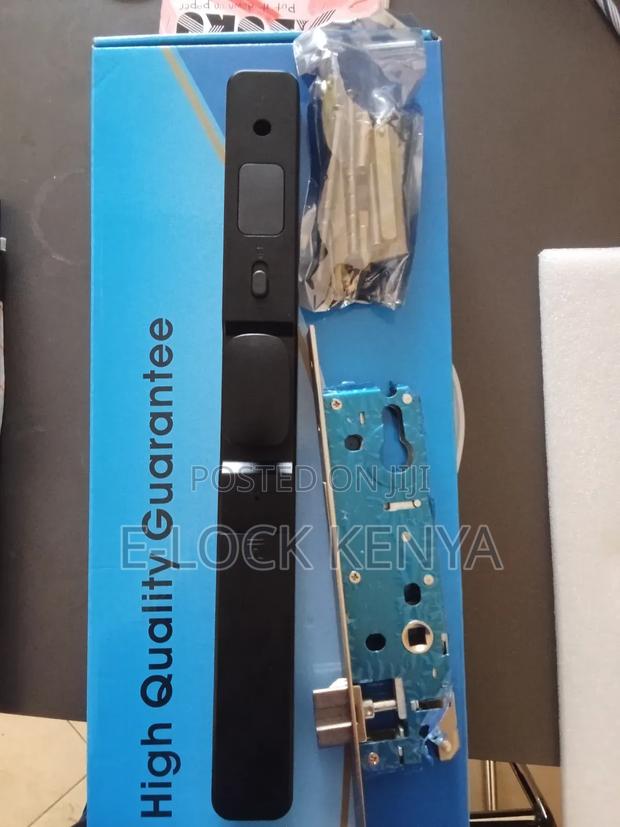 Airbnb Secure Door Lock - main view