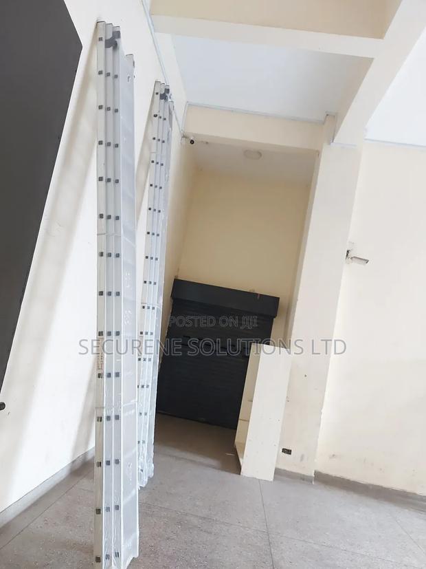 3by14trends/42ft/12m Aluminium Tripple Extension Ladder - thumbnail 2