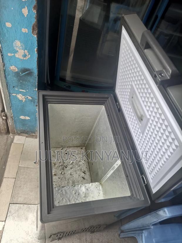 Von Chest Freezer - thumbnail 2