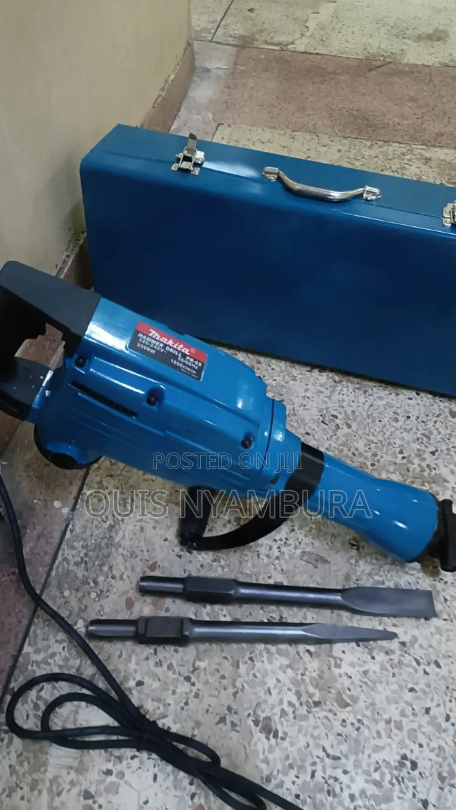 Makita Demolisher Breaker