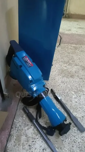 Demolition Hammer, Makita Demolisher