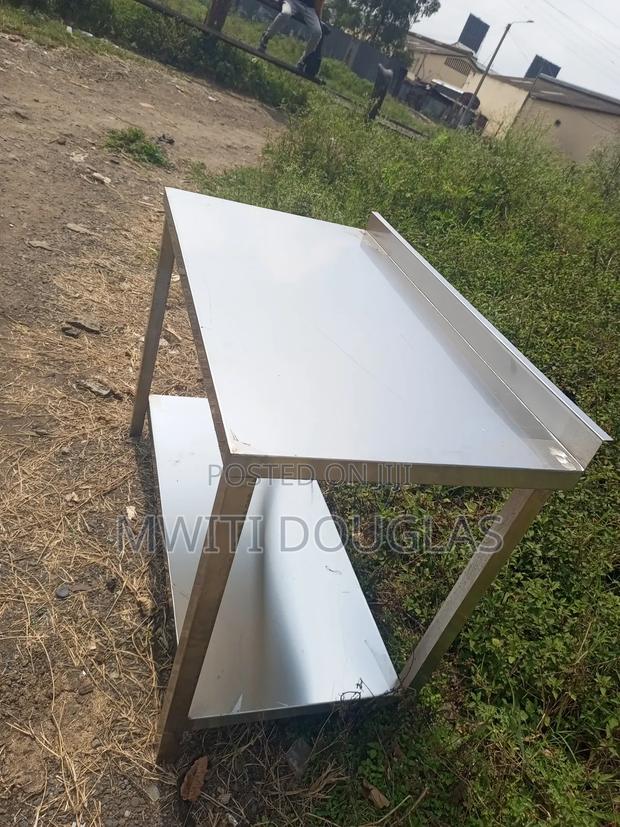 Durable Working Table