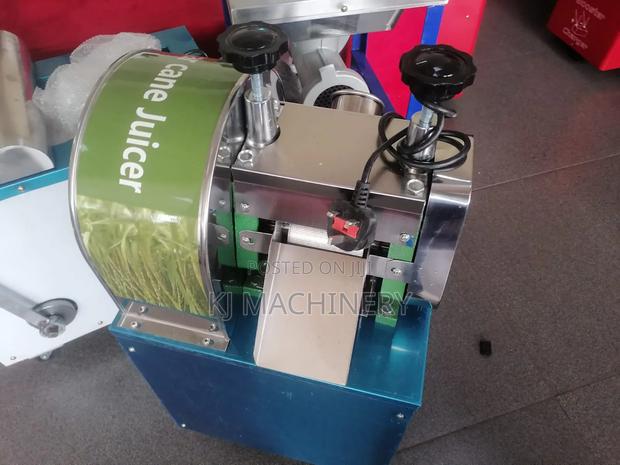 Sugarcane Juicer Machine Heavy Duty Electric Powered. - main view