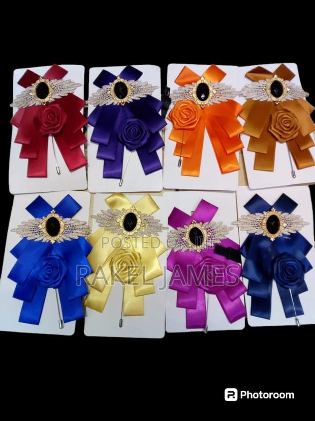 French Bowtie - main view