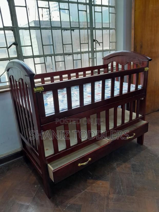 2 Levelled Baby Cot * Baby Cot - main view