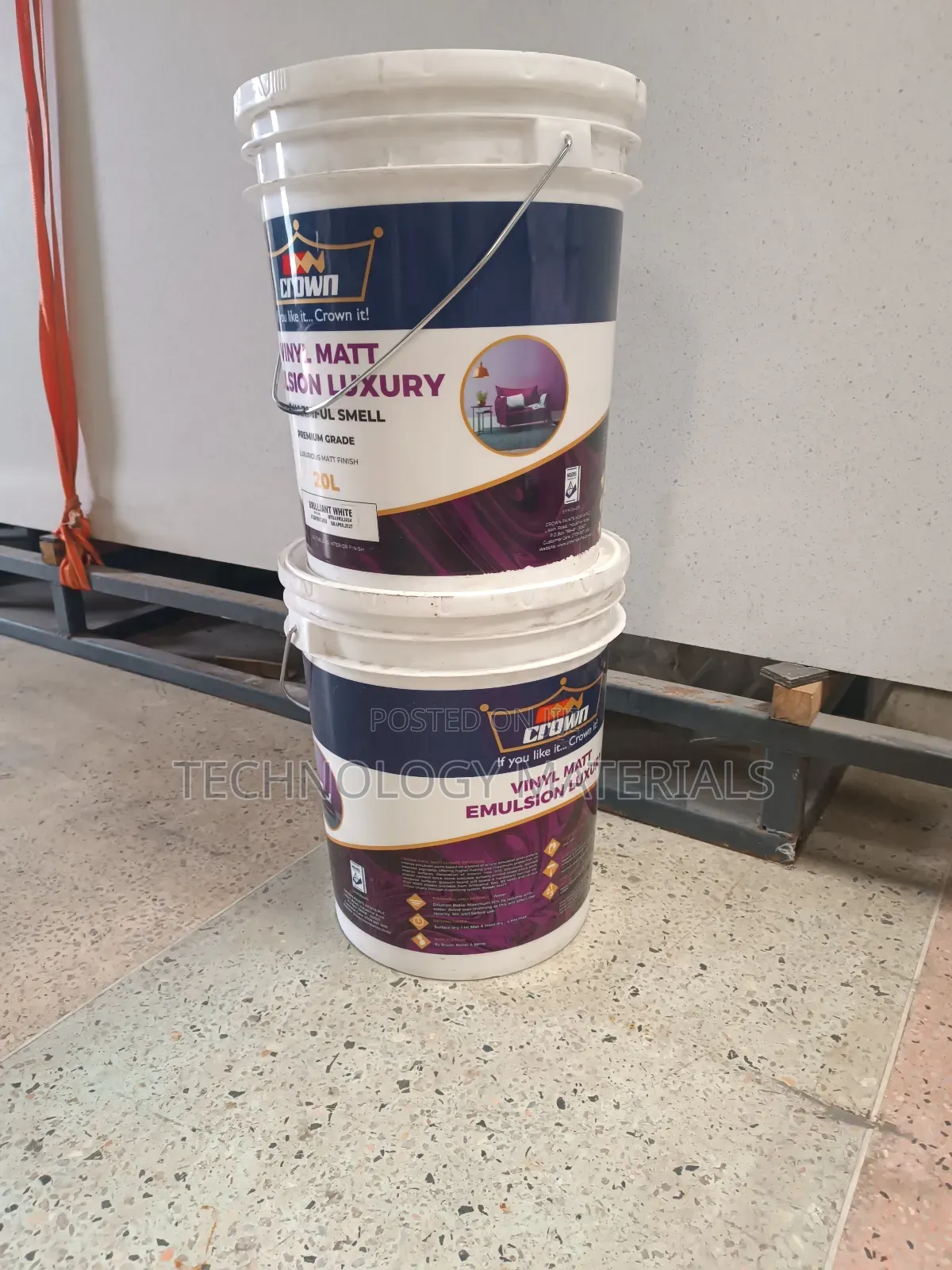 Crown Vinyl Matt Luxury Emulsion