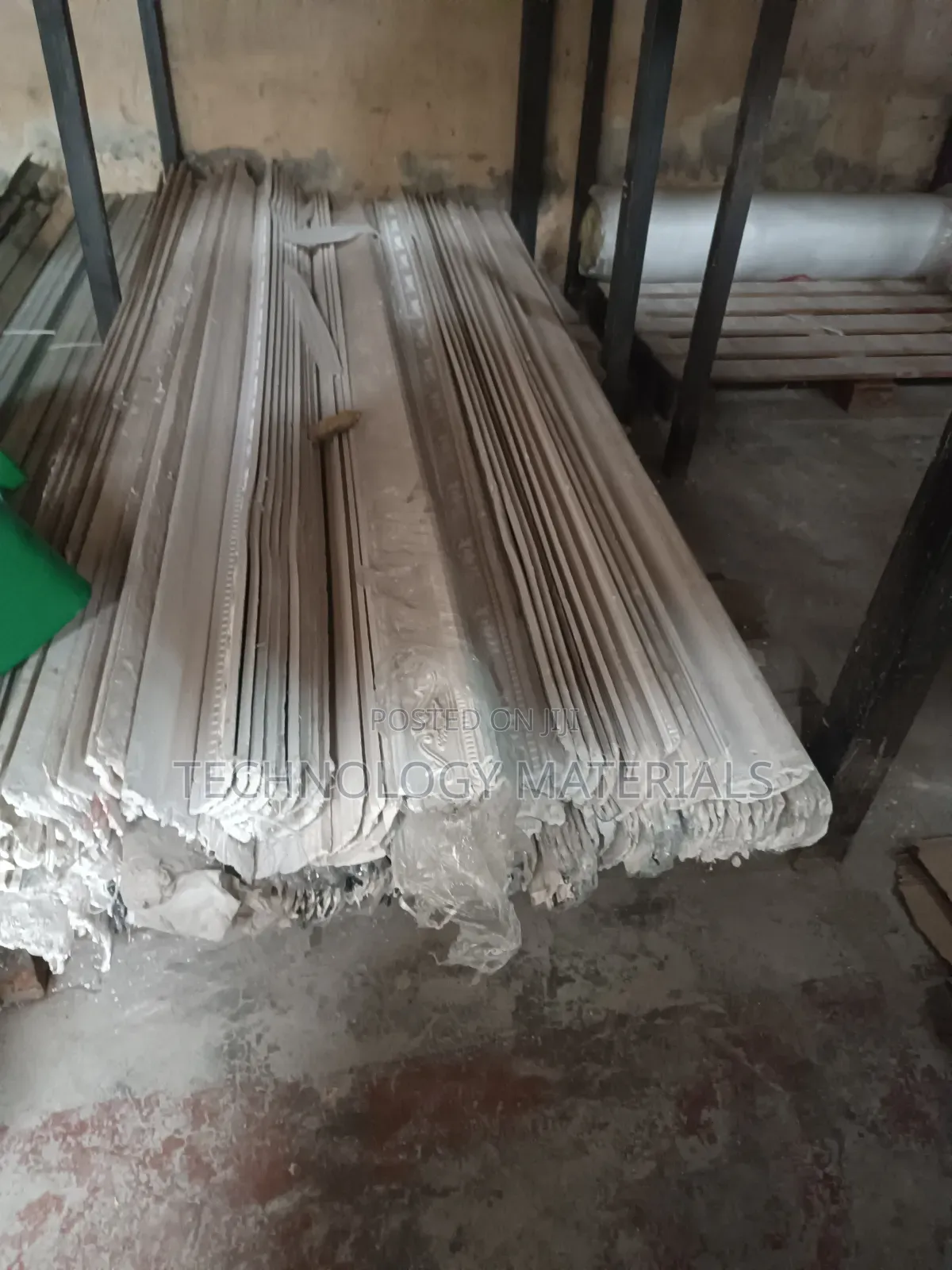 Gypsum Cornice 4 Inch