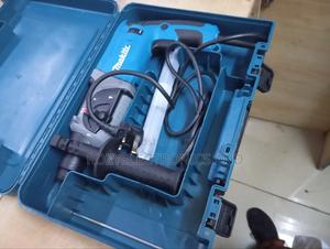 Makita Rotary Hammer Drill Machine - thumbnail 2