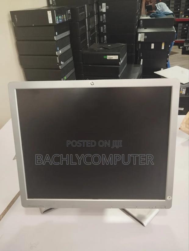 HP Le1901w 19-Inch Widescreen LCD Monitor - thumbnail 5