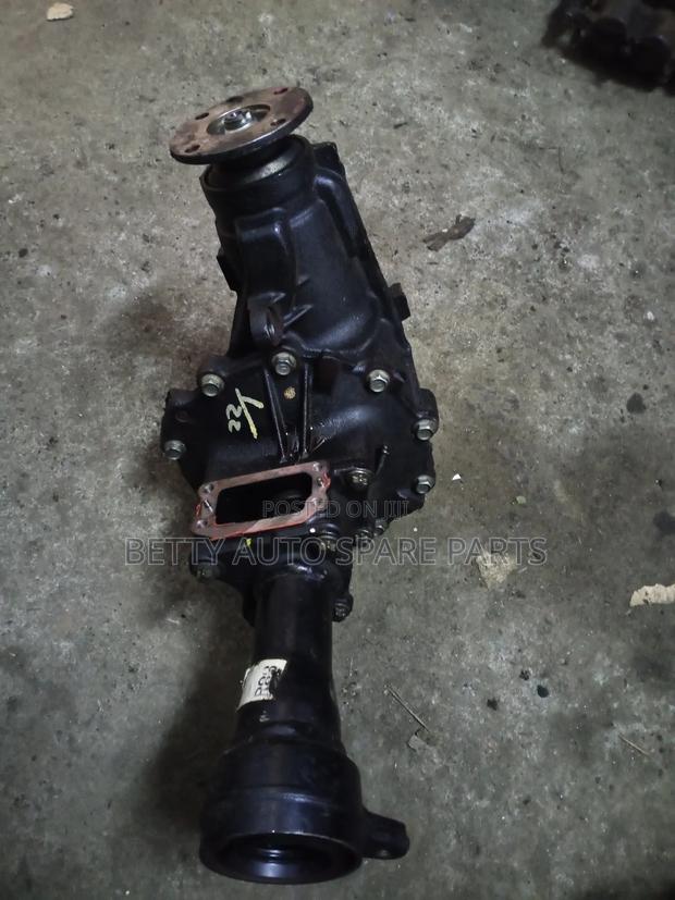 Toyota Prado 95 Differential Diff - thumbnail 2