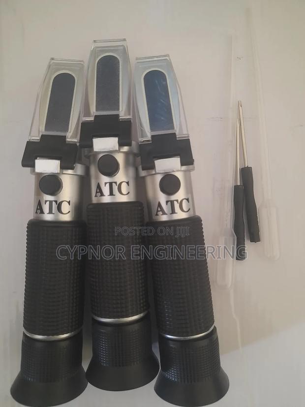 R D Sugar Content Refractometer - main view