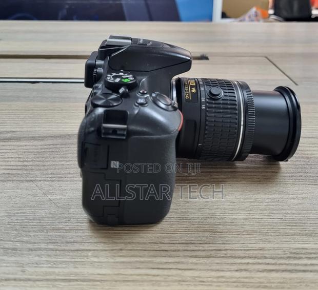 Nikon D5600 With 18:55mm - thumbnail 5