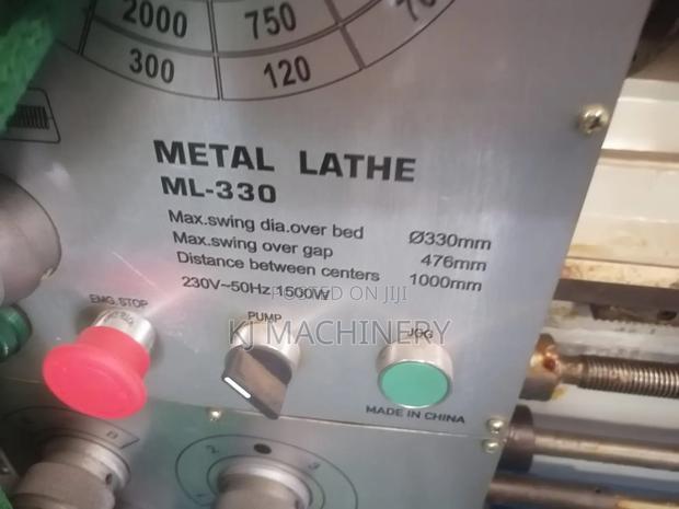 Heavy Duty Metal Lathe Machine Top Quality. - thumbnail 2