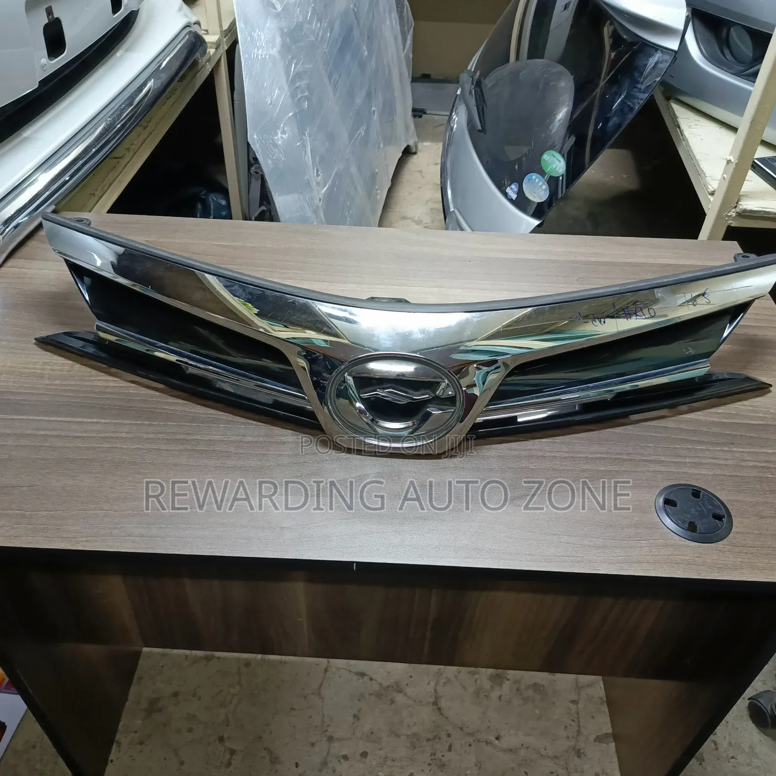 Fielder 165 170 2018 Grille.