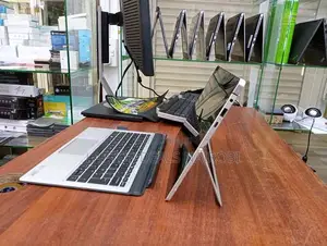 Laptop HP Elite X2 1012 G2 8GB Intel Core I5 SSD 256GB