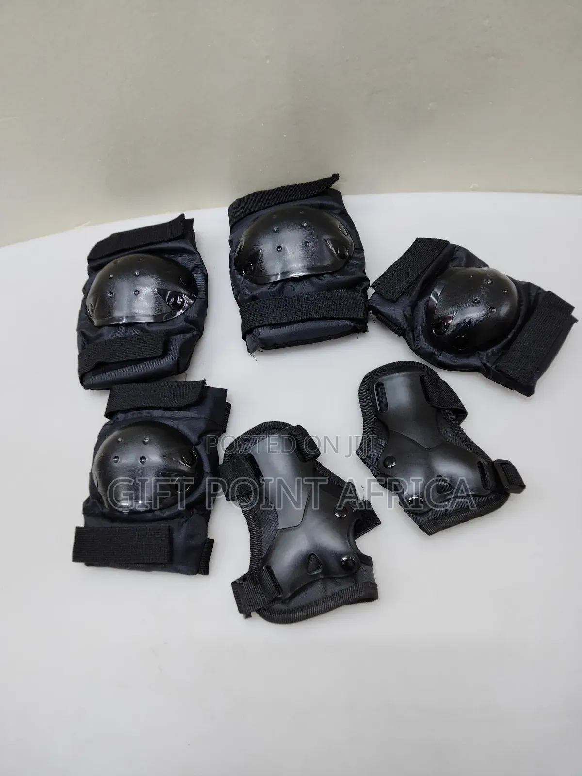 Professional Protective Gear (Guards) for Adults