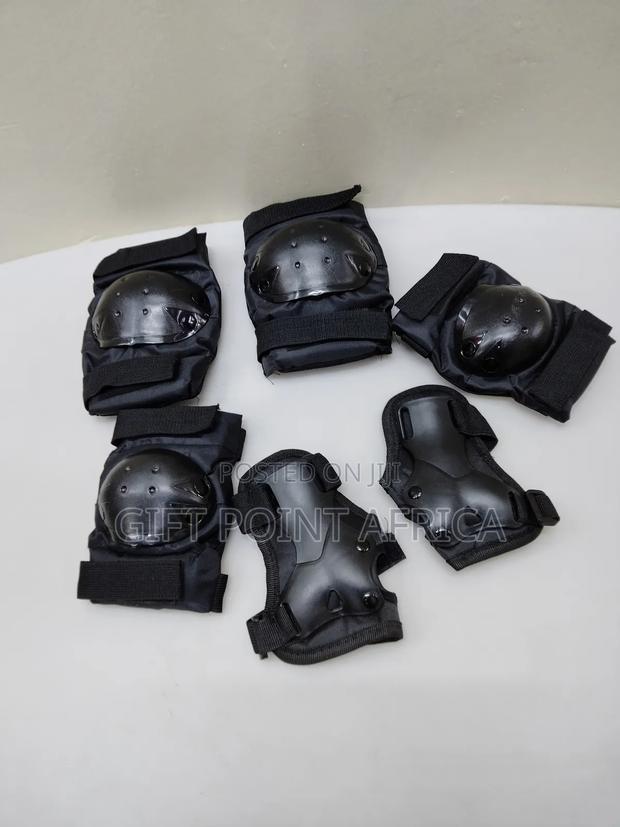 Professional Protective Gear (Guards) for Adults
