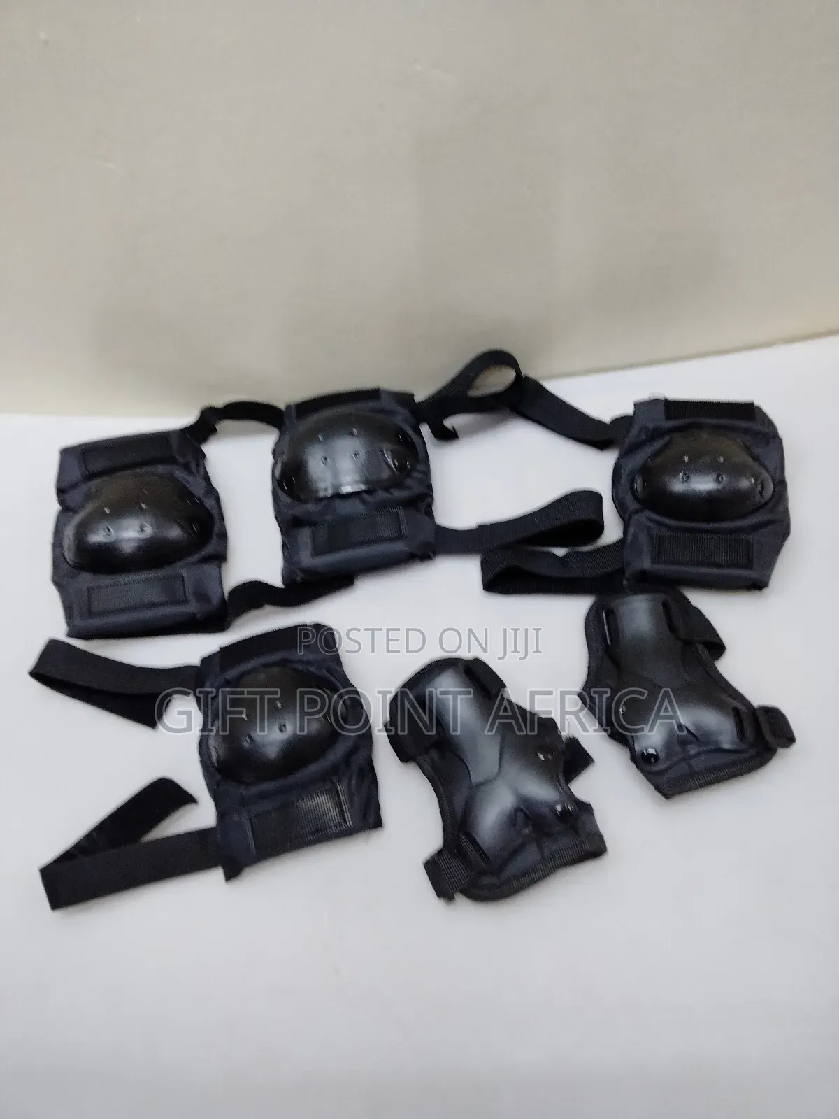 Professional Protective Gears for Adults and Teenagers