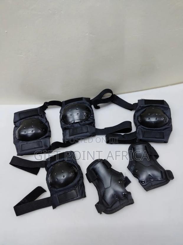 Professional Protective Gears for Adults and Teenagers
