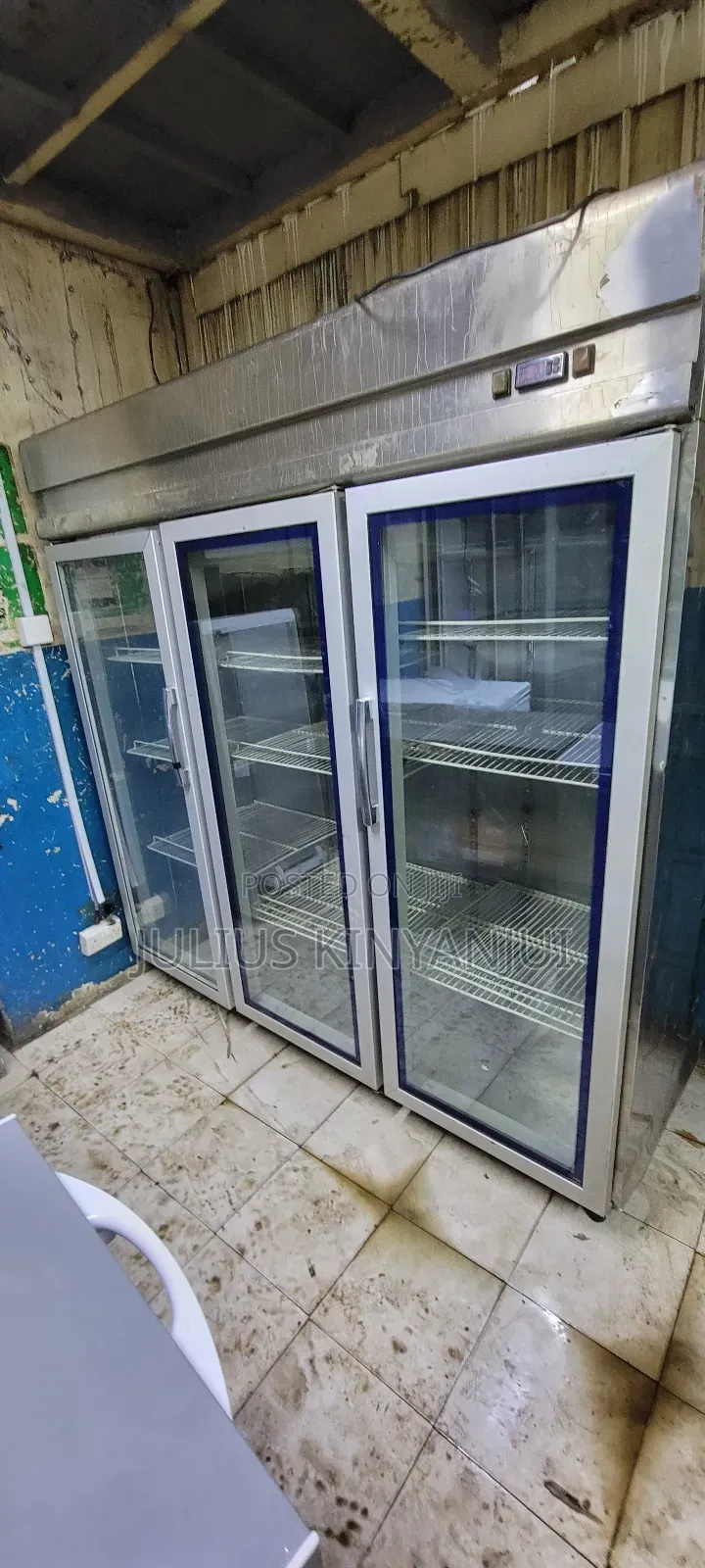 Display Refrigerator 3 Doors