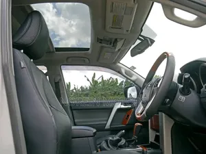 Toyota Land Cruiser Prado 2012 White