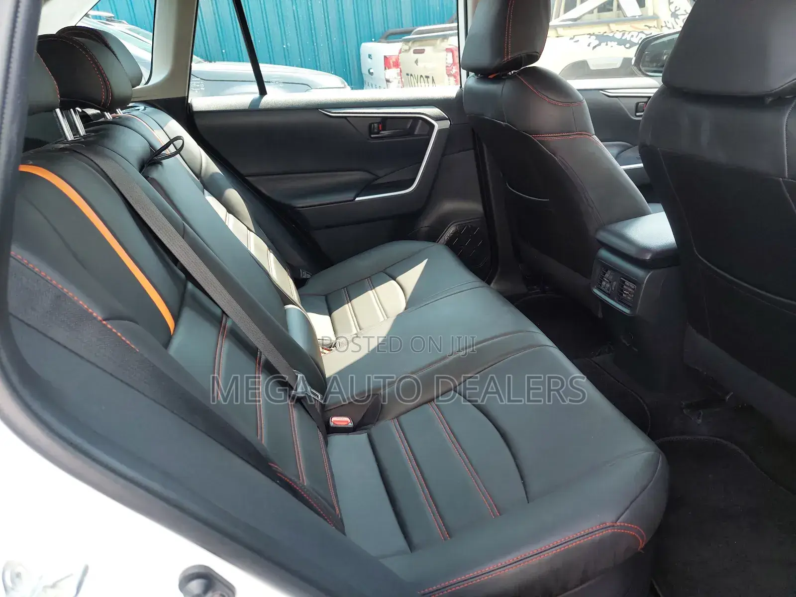 Toyota RAV4 2019 Pearl