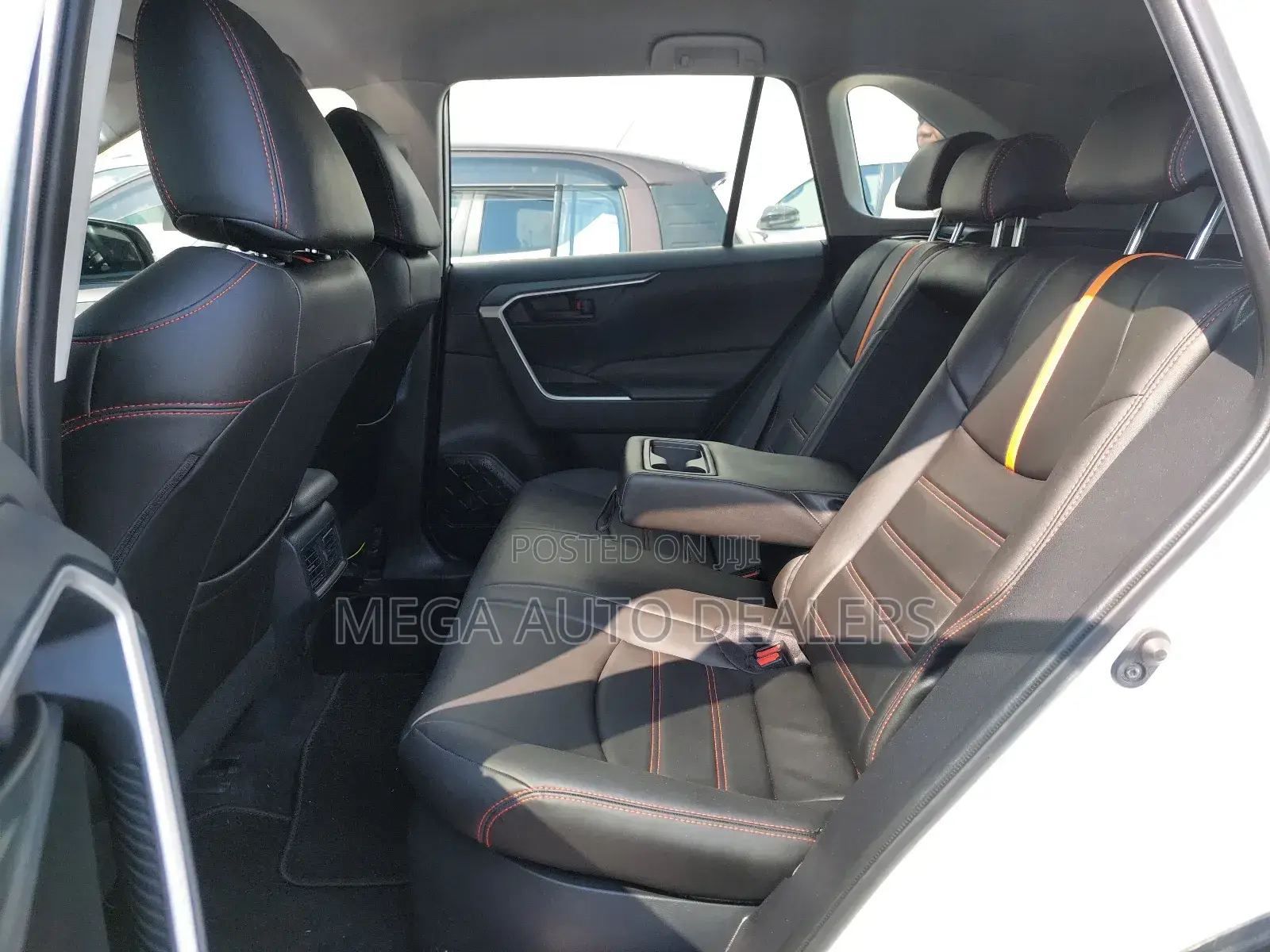 Toyota RAV4 2019 Pearl