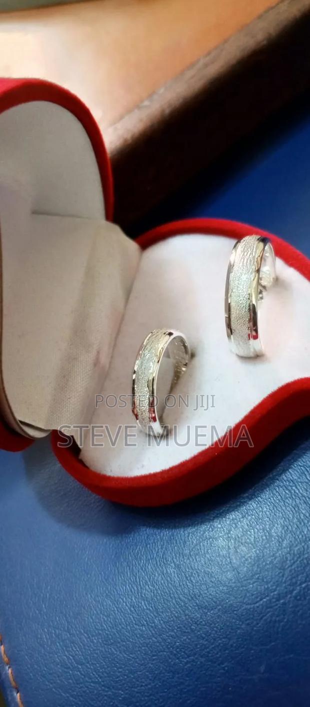Pure Silver 925 Wedding Ring. - thumbnail 3