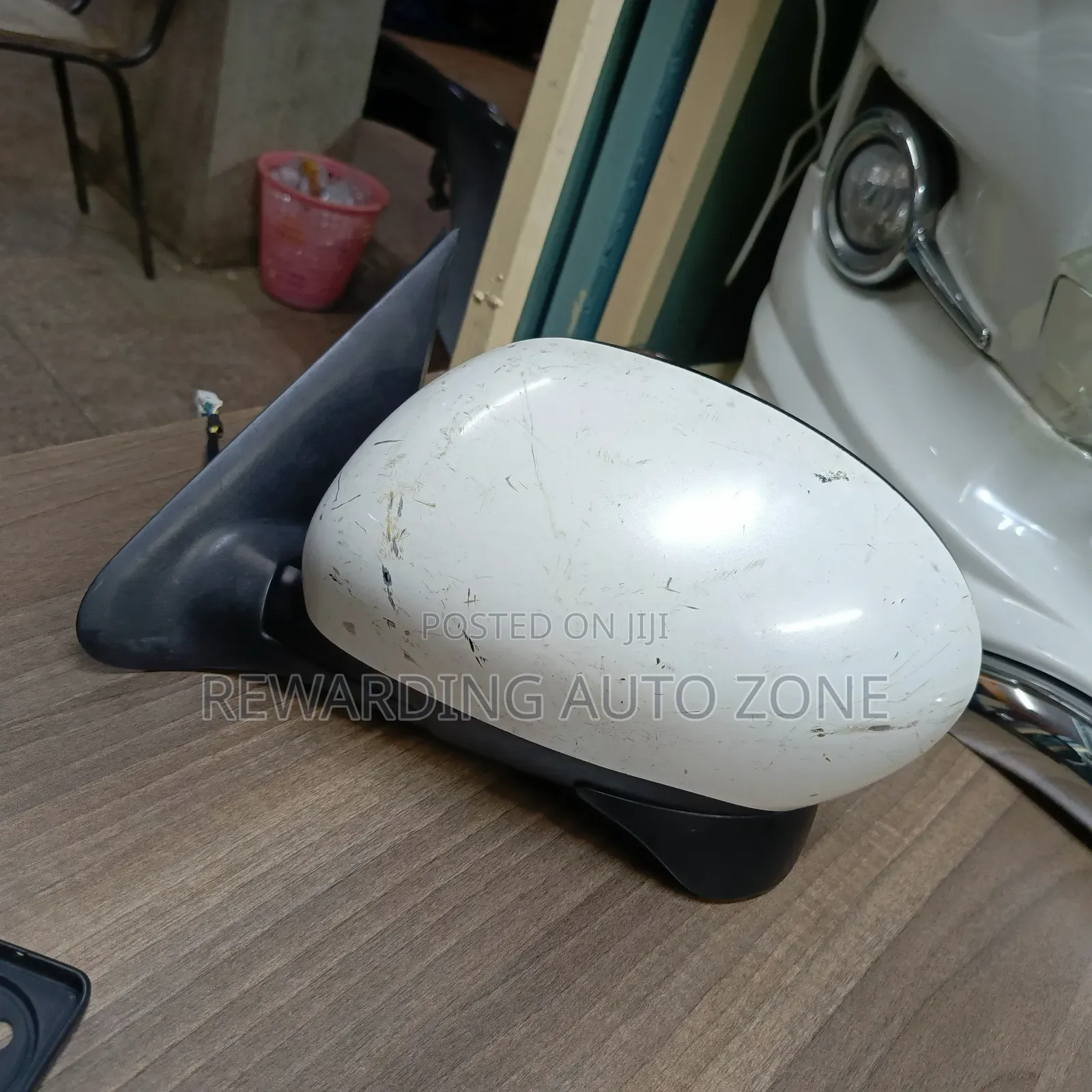 Nissan Juke.Side Mirror LHS.