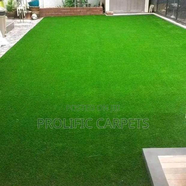 High Quality Grass Carpet - thumbnail 3