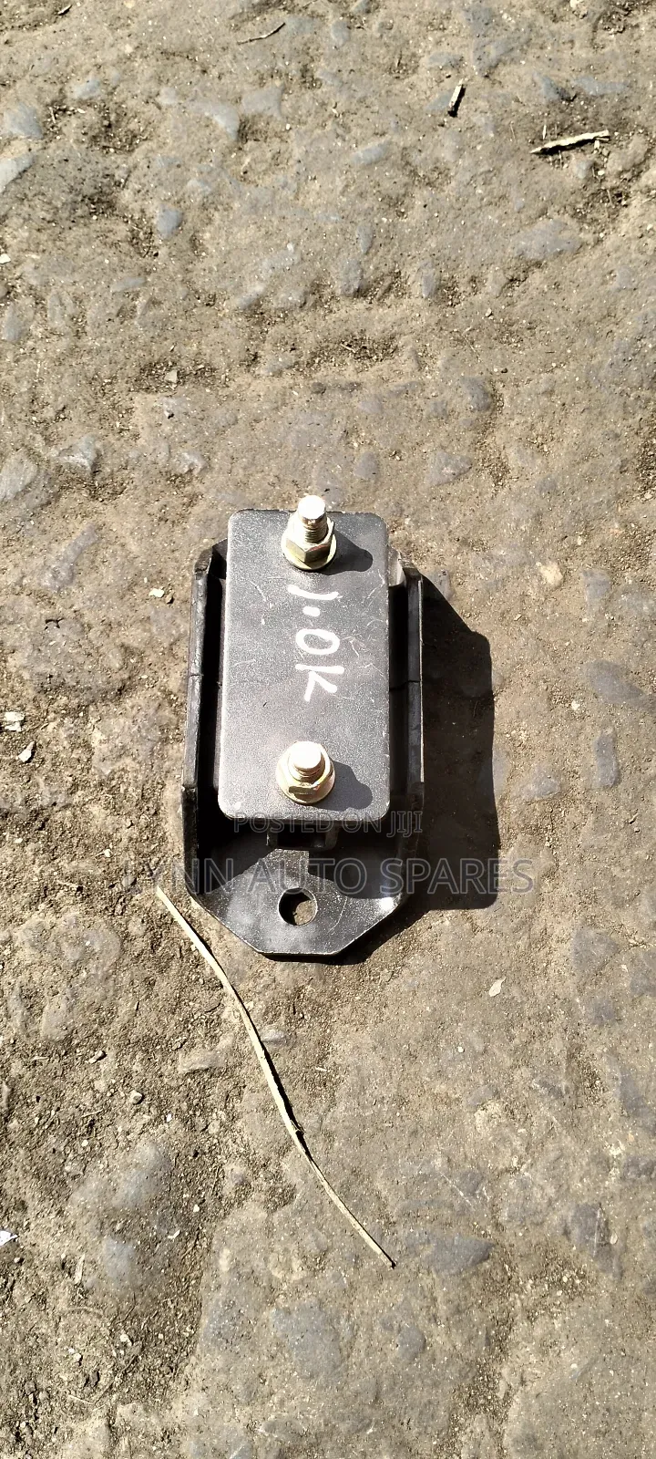 Isuzu DMAX Gearbox Mountain