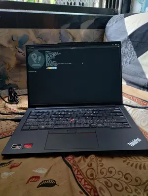 New Laptop Lenovo ThinkPad E14 G5 8GB Intel Core I5 SSD 512GB