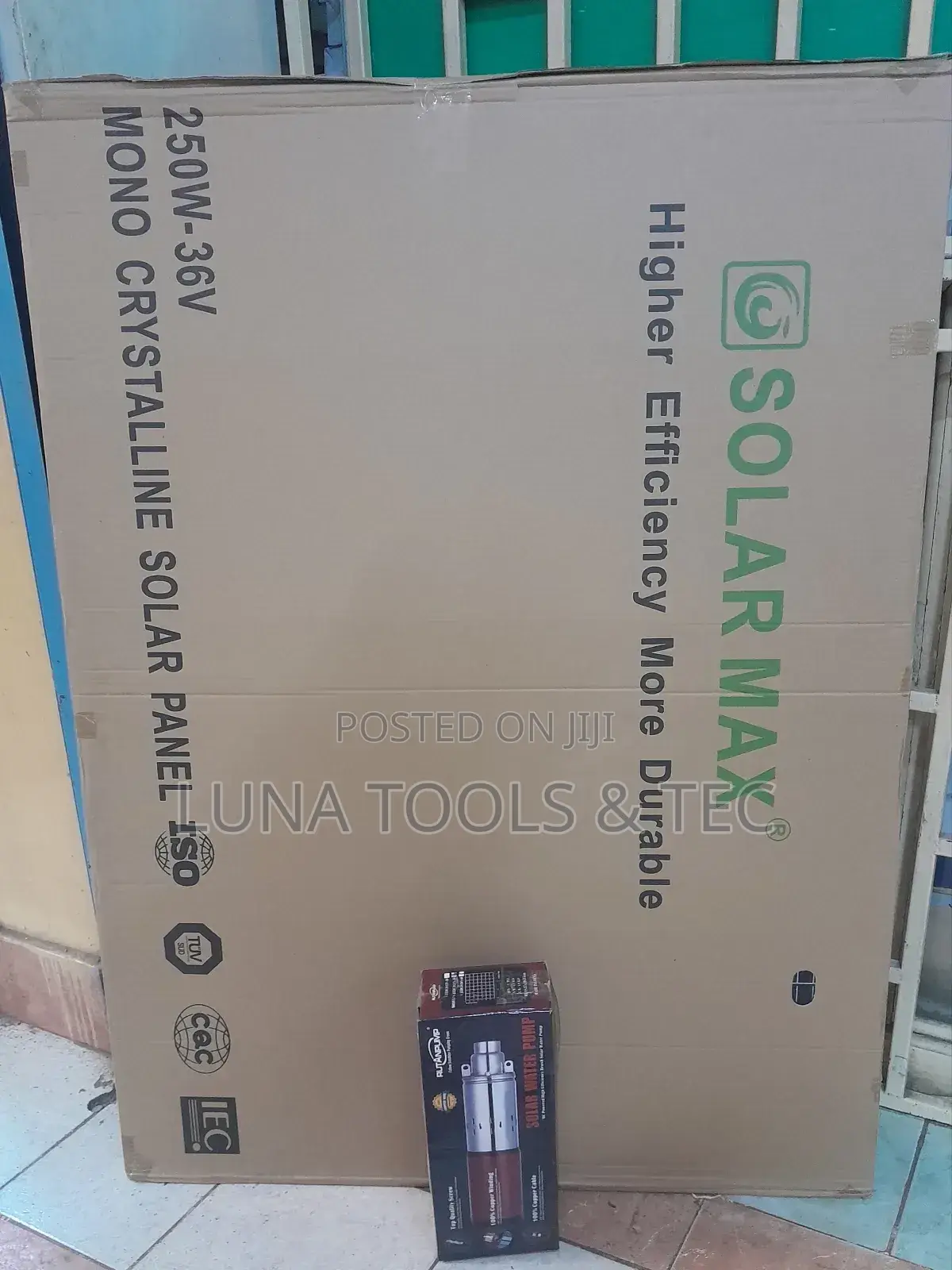 More Durable Mono Crystalline Solar Panel 250W 12V Rated