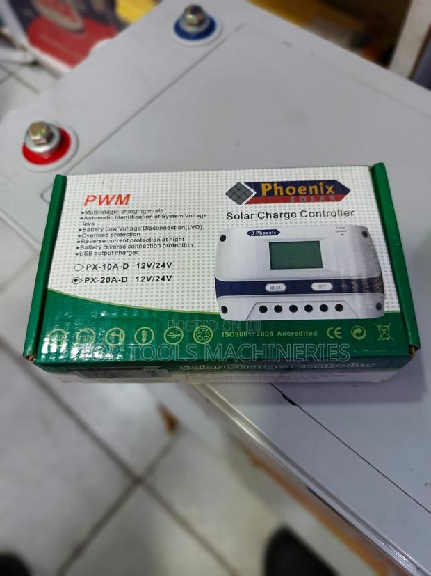 Phoenix 20A Charge Controller - thumbnail 2